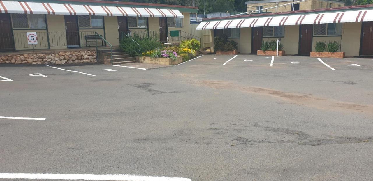 Peak Hill Golden Peak Motel Peakhill المظهر الخارجي الصورة