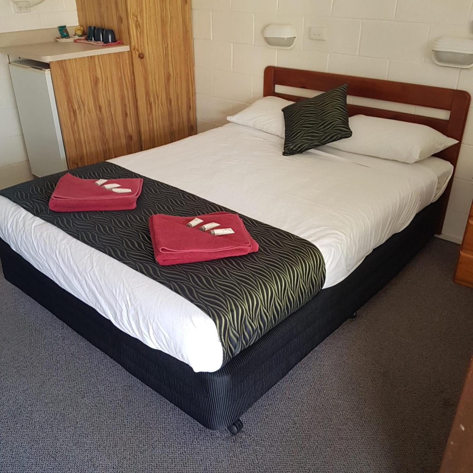 Peak Hill Golden Peak Motel Peakhill المظهر الخارجي الصورة