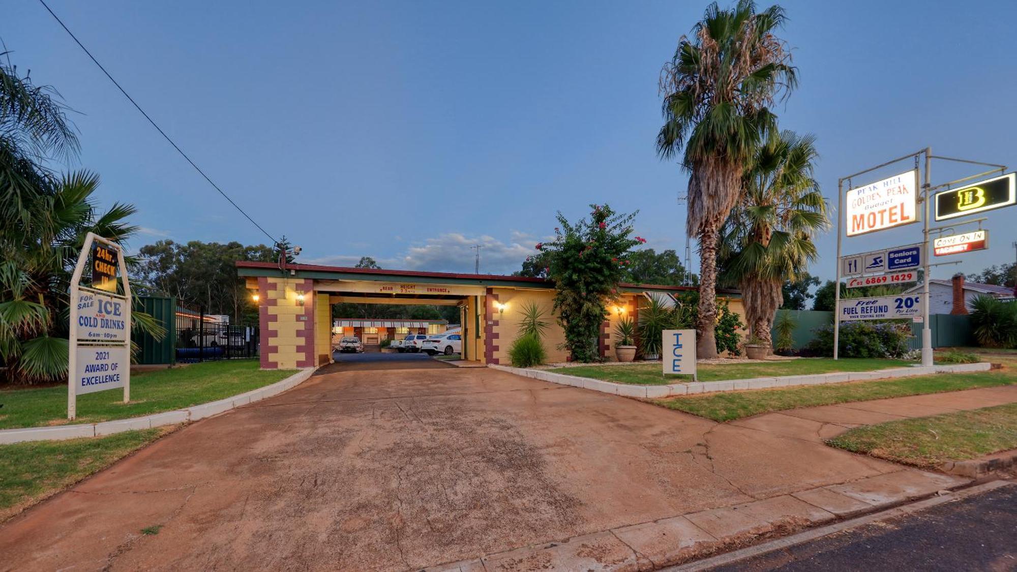 Peak Hill Golden Peak Motel Peakhill المظهر الخارجي الصورة